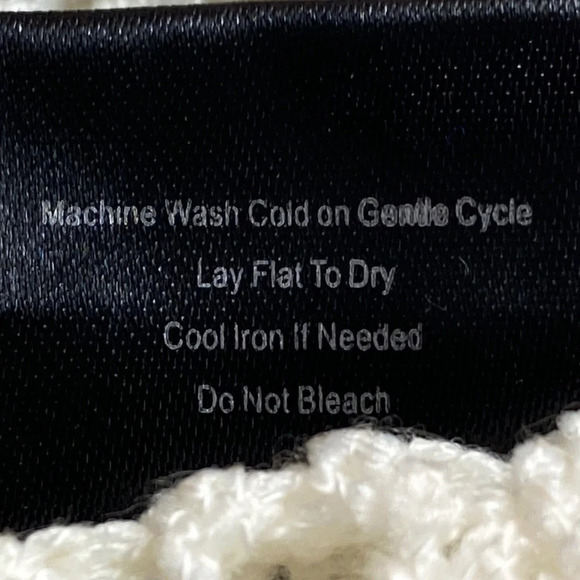 Vici University Open Knit Sweater Off White V-Neck Size M - Picture 8 of 8